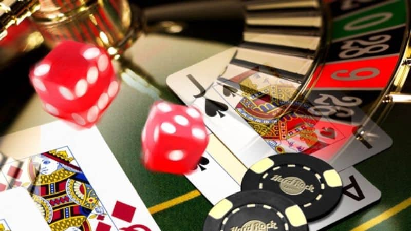 Các trò chơi và cược tại F8bet 50k 